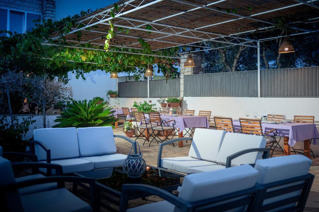 Pansion Marjan Hotel Zavala Exterior photo